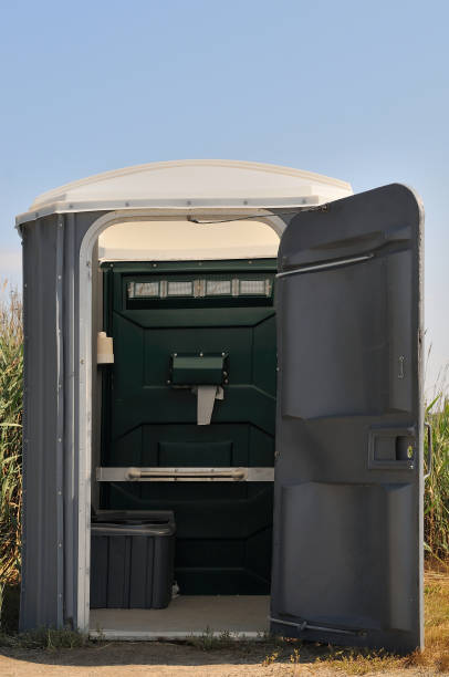 Best Portable restroom trailer rental  in Pearl City, HI